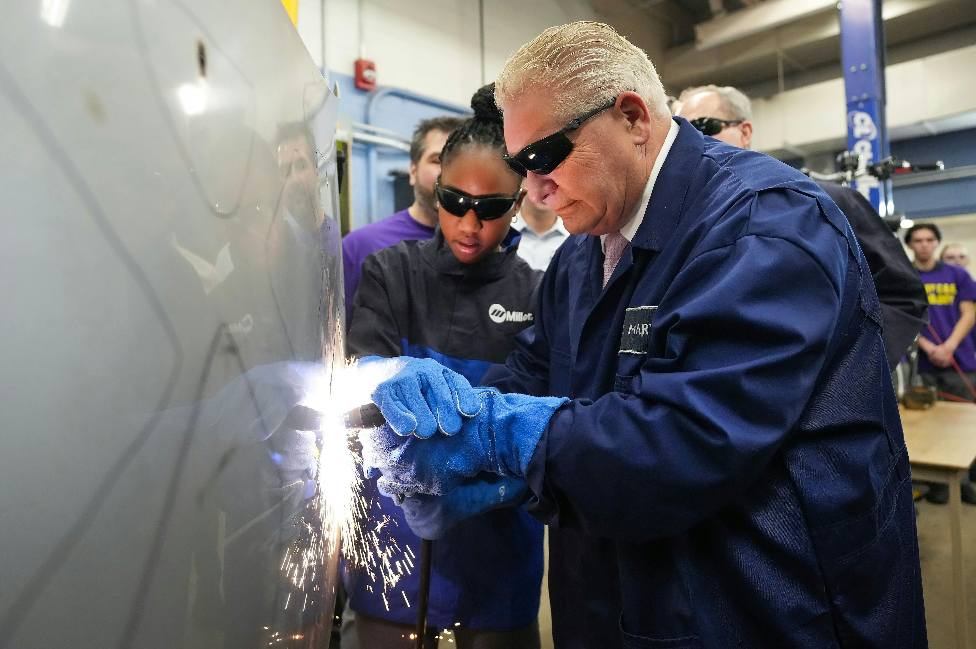 Ford government to allow Grade 11 students to start apprenticeships