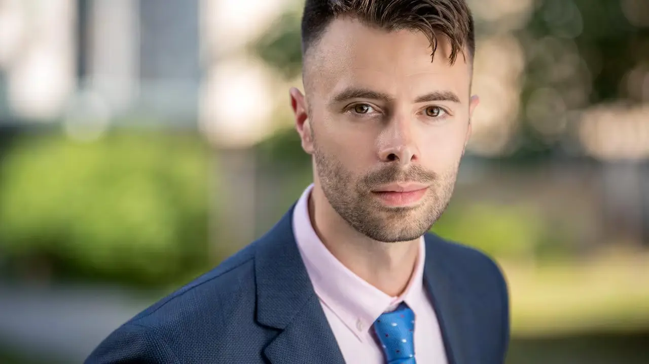 Conservative MP Matt Strauss joins Ontario Liberals to back Eric Lombardi