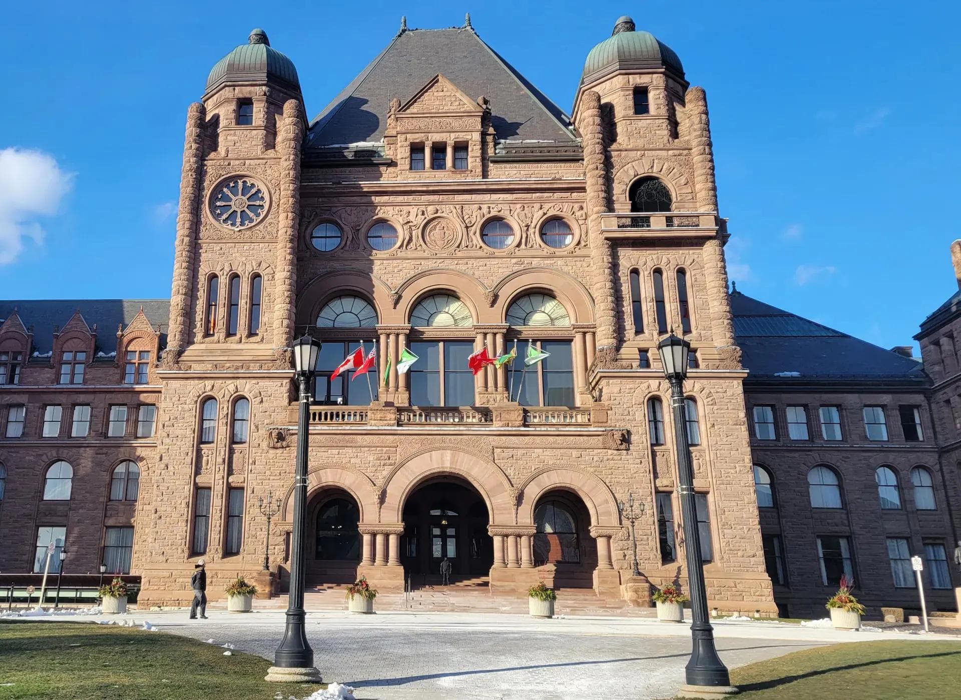 Who's Lobbying for Whom: Ontario Chiropractic Association, Toyota lead new registrations