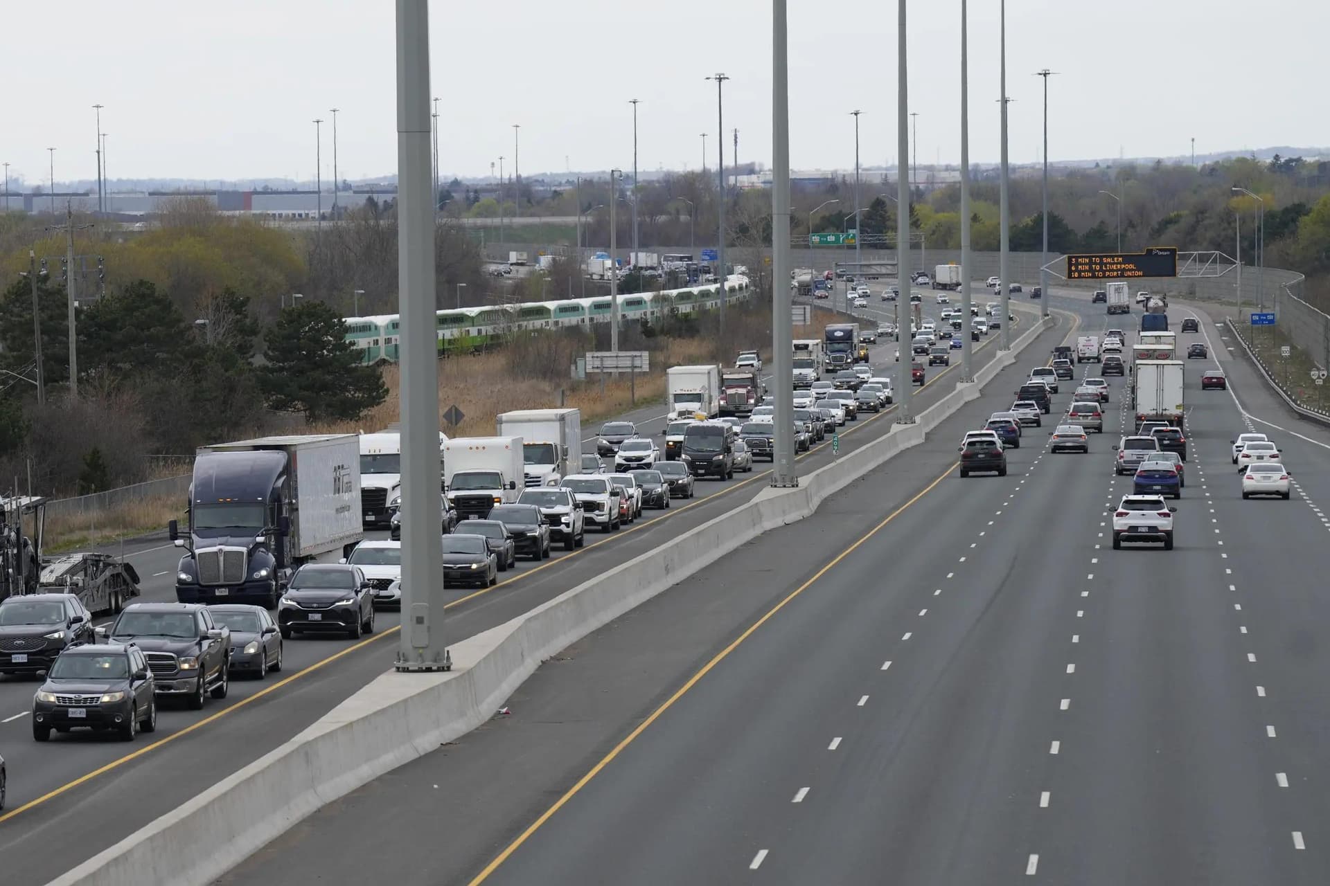 Ontario to explore building tunnel under Highway 401
