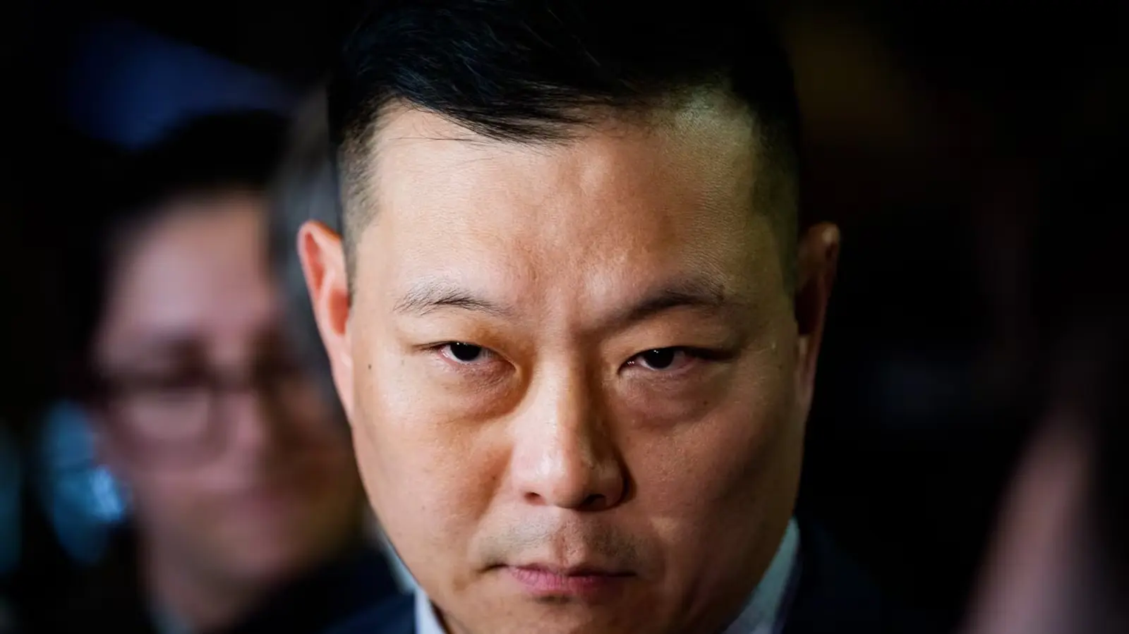 Former Ontario cabinet minister who resigned over expenses scandal defends promotion