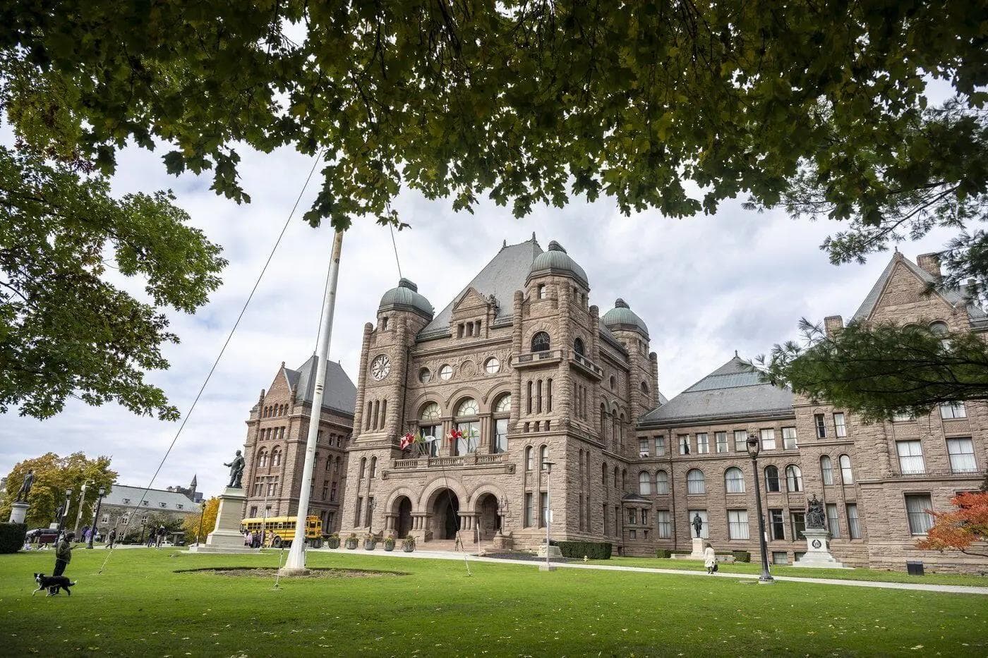 Who's Lobbying for Whom: Ontario Library Association wants to talk with decisionmakers at Queen's Park