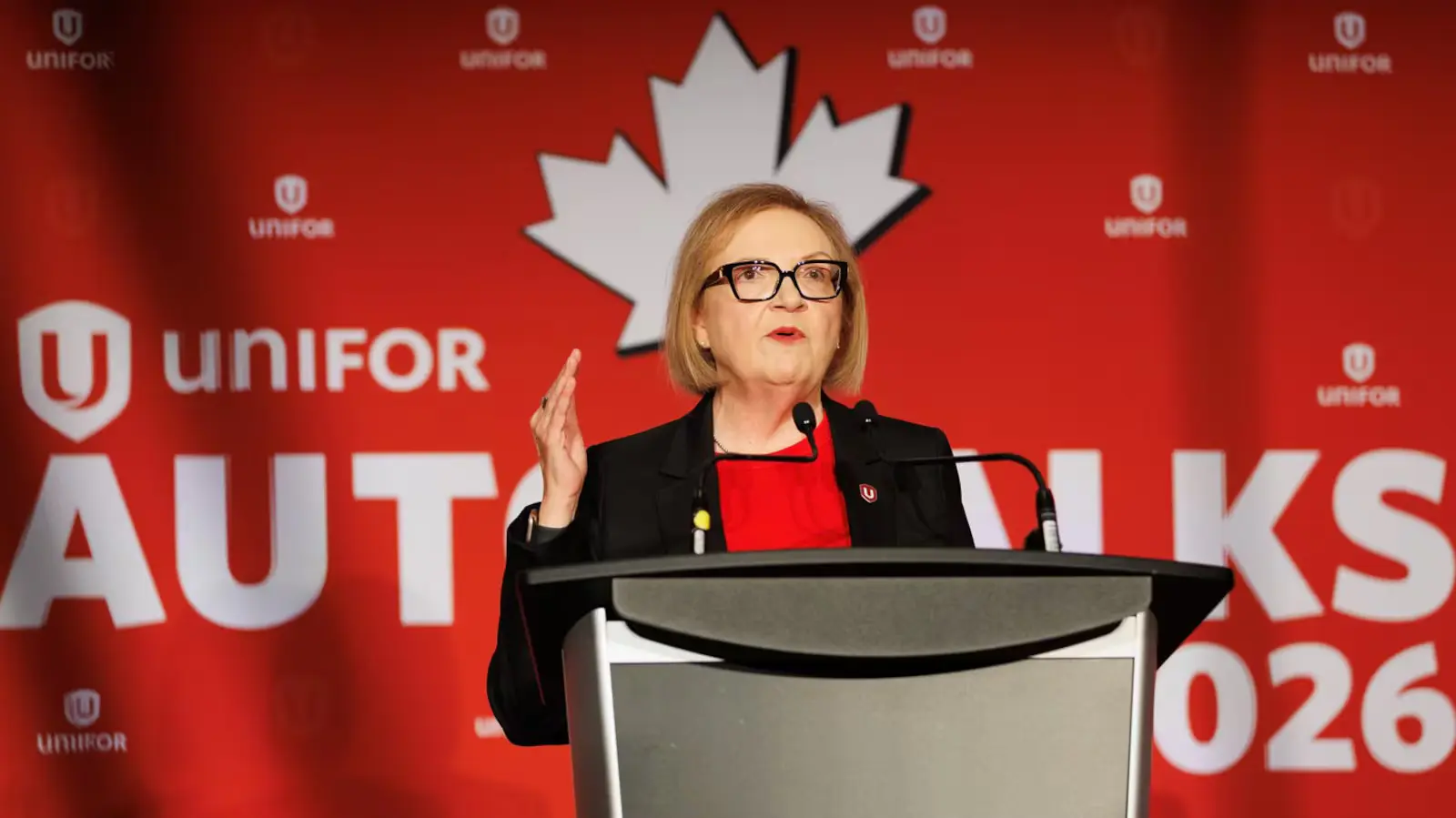 Stellantis, Unifor begin contract negotiations in final round of auto sector talks
