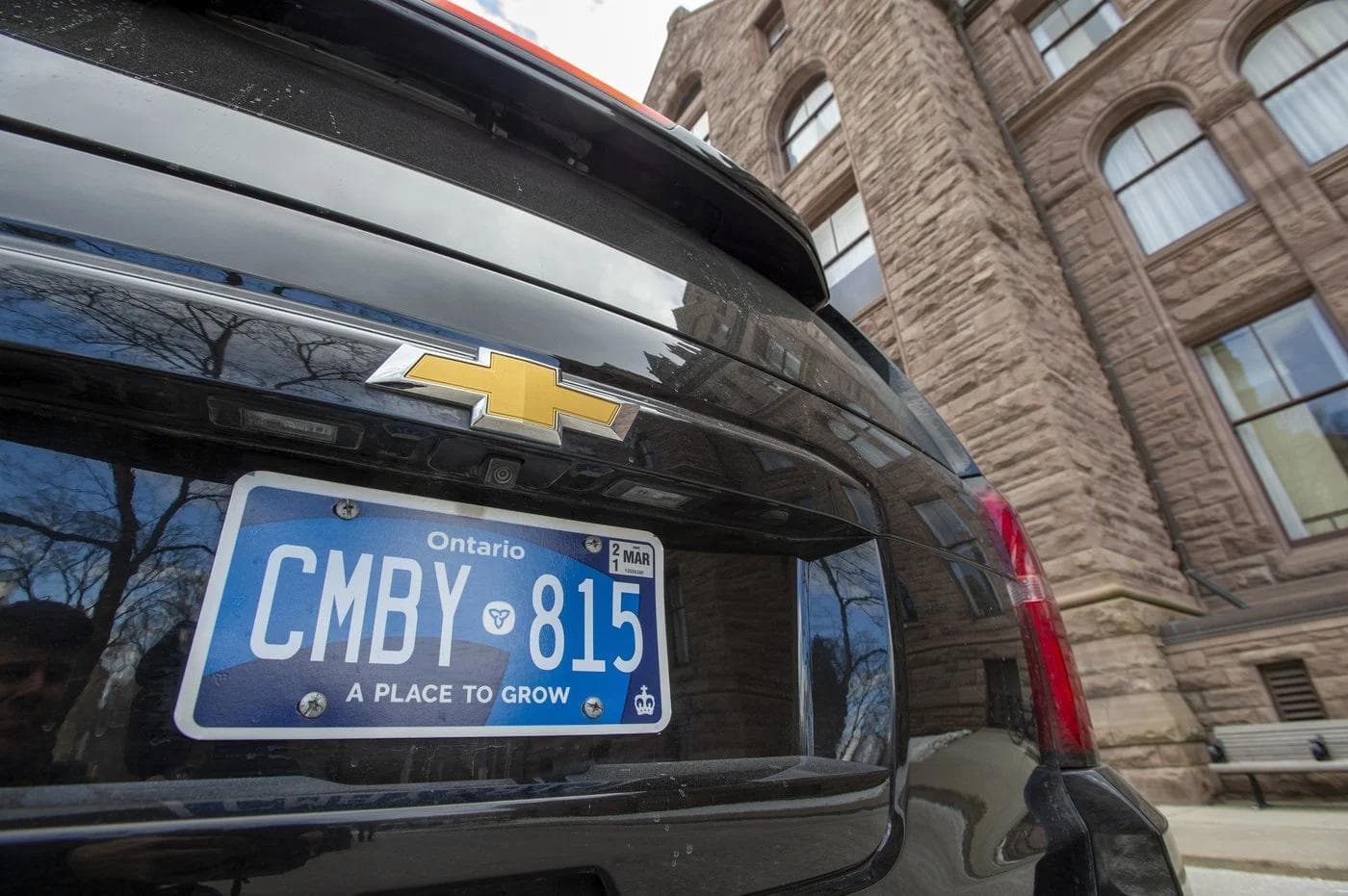 Ford government goes to court to fight FOI disclosure of blue licence plate documents