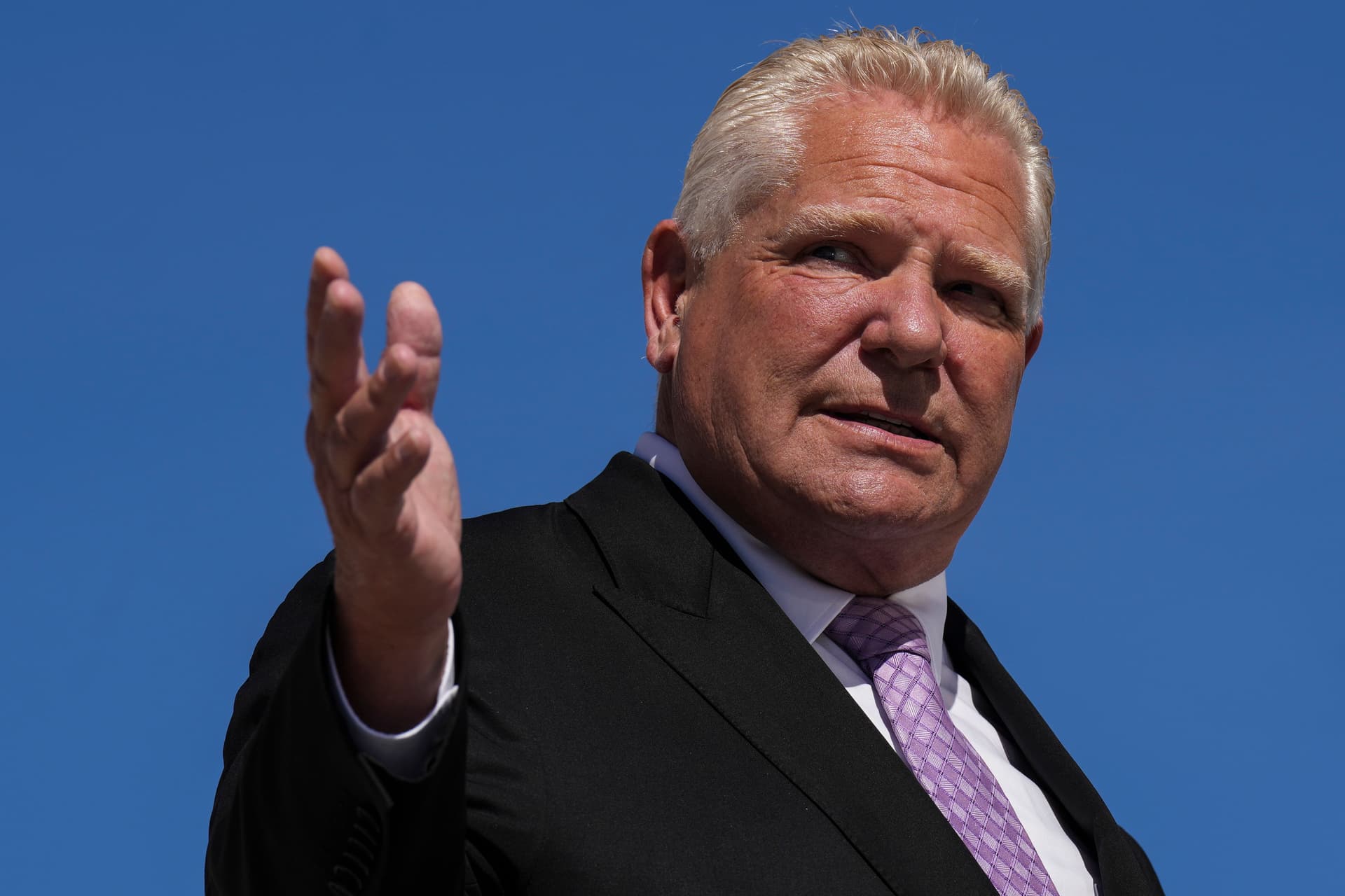 U.S. Commerce Secretary tells Canada to pivot away from auto sector, Premier Ford says it was a 'massive threat'