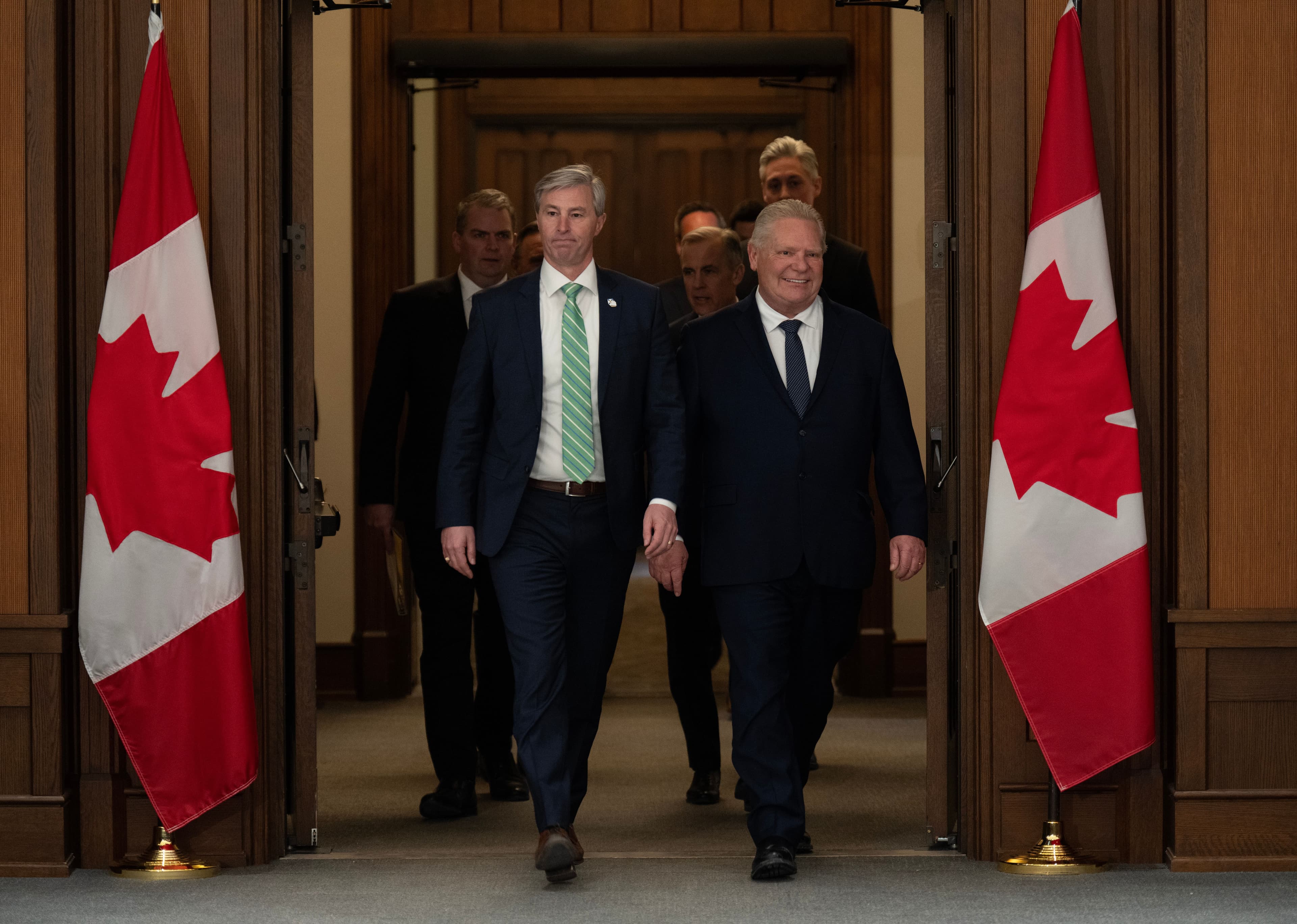 Ontario, Nova Scotia sign direct-to-consumer alcohol trade deal