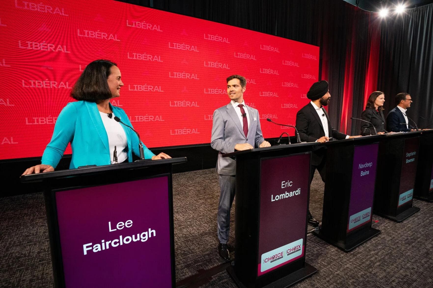 Ontario Liberal leadership hopefuls clash over whether a Queen’s Park seat matters