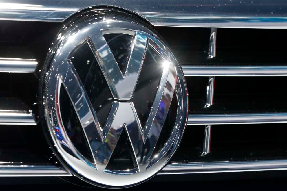 Volkswagen to build EV battery plant in Ontario