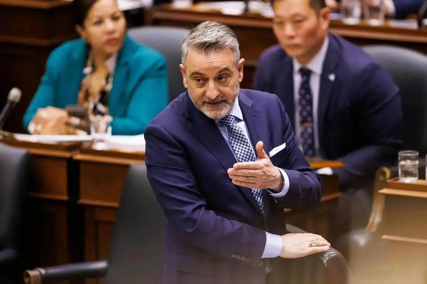 Calandra signals interventions in school boards as Bill 33 heads for final vote