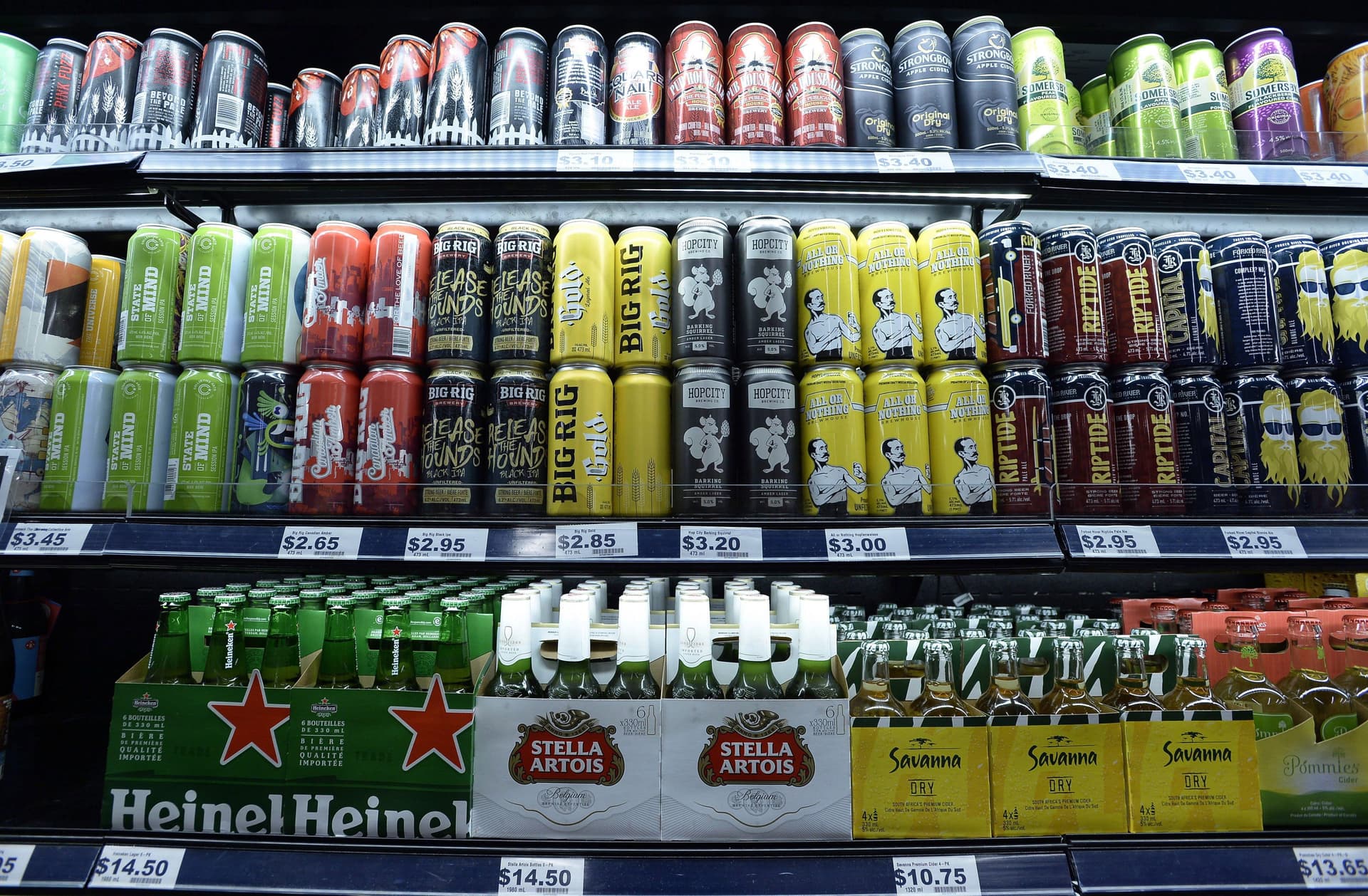 Province must require grocers to accept alcohol empties