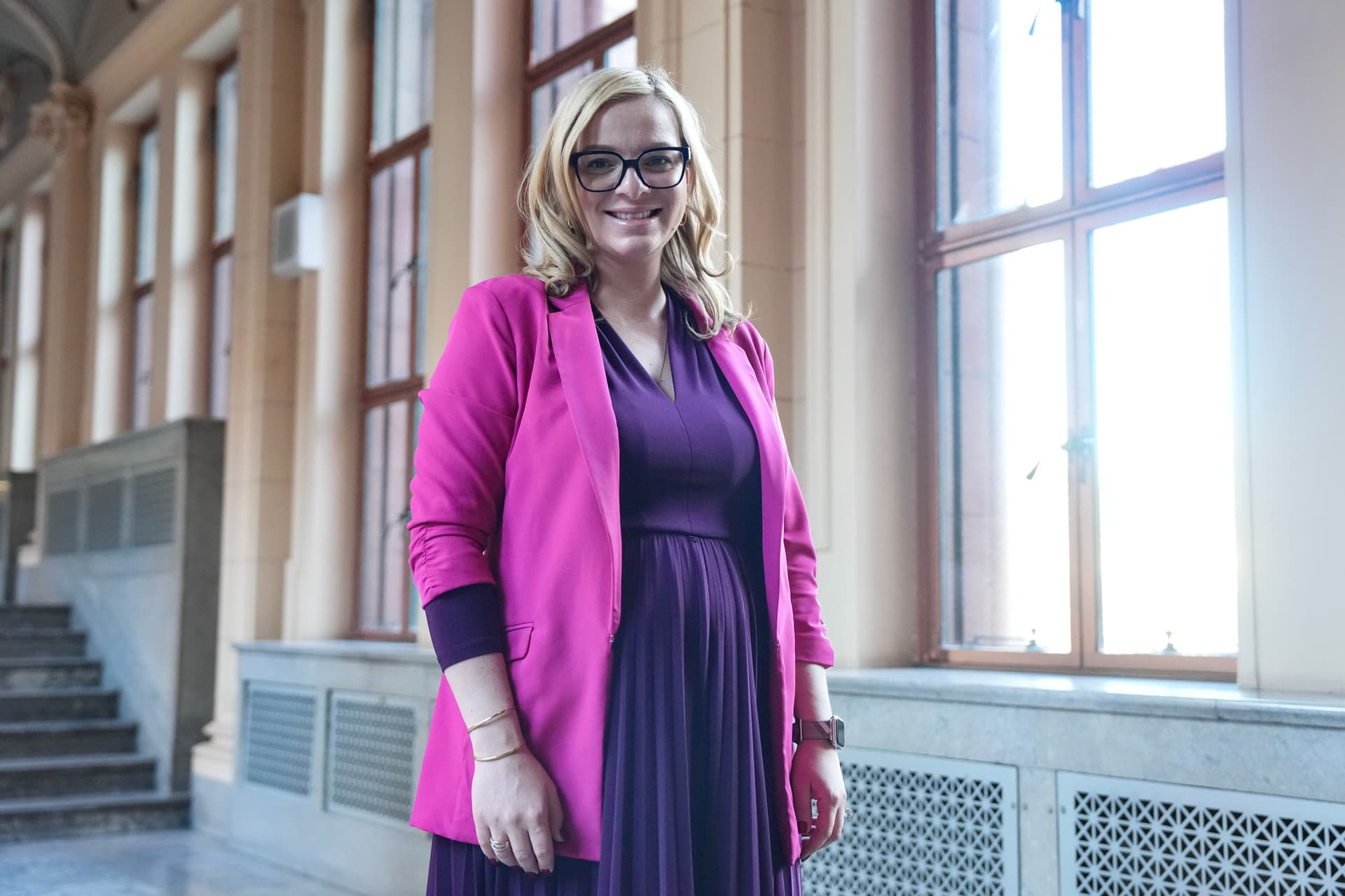 Ontario spending $180 million in hopes of attracting 4,000 new LTC nurses