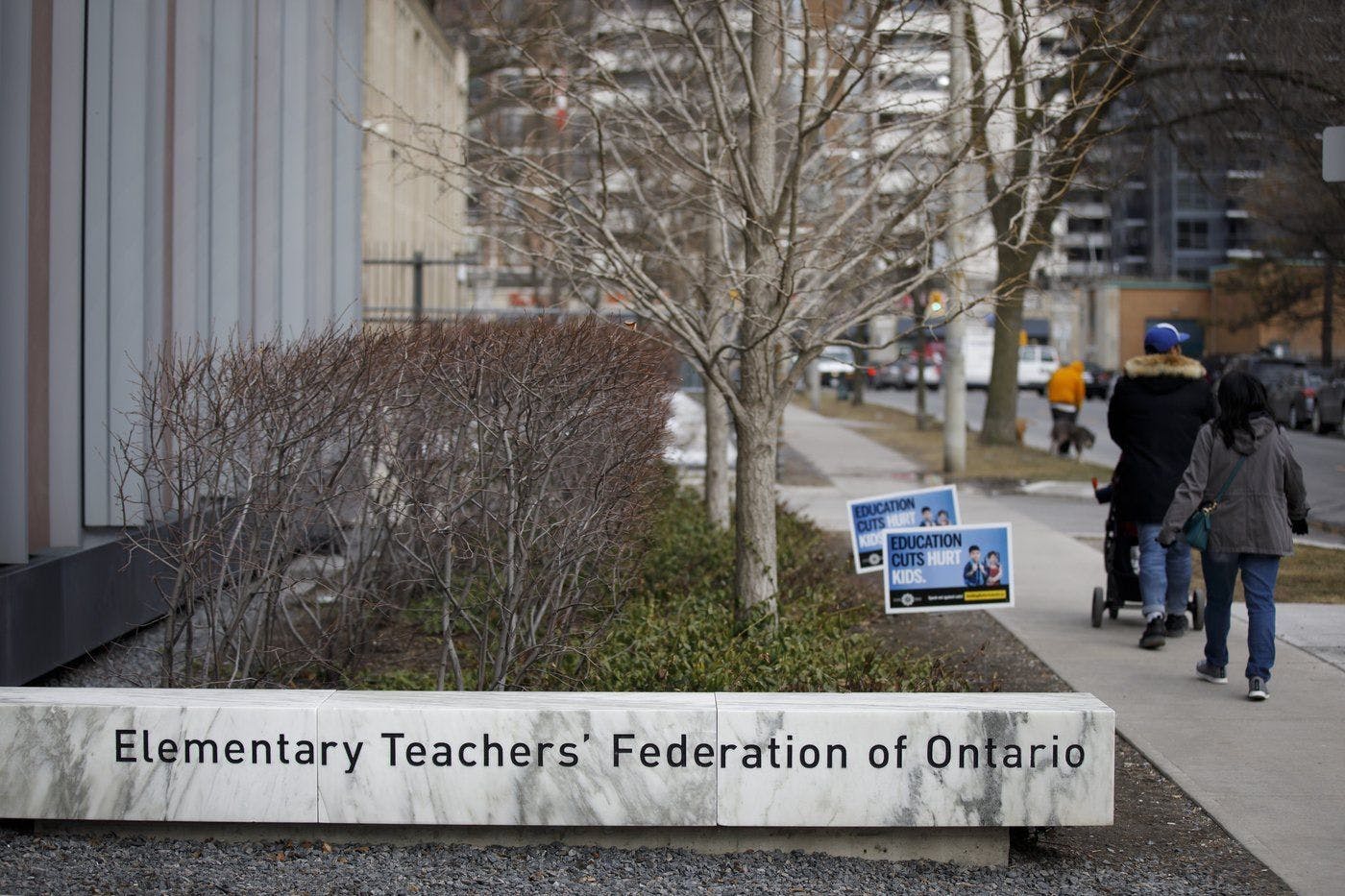 Ontario teachers awarded additional pay to compensate for wage restraint law