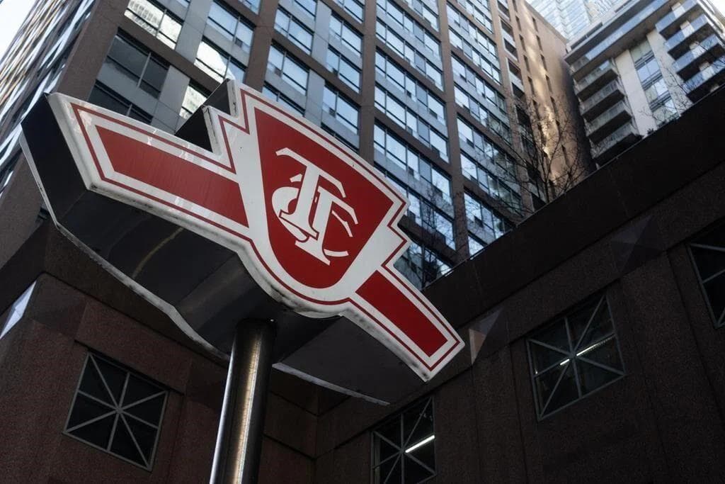 Toronto Transit Commission to run until 2 a.m. even if workers strike: chair