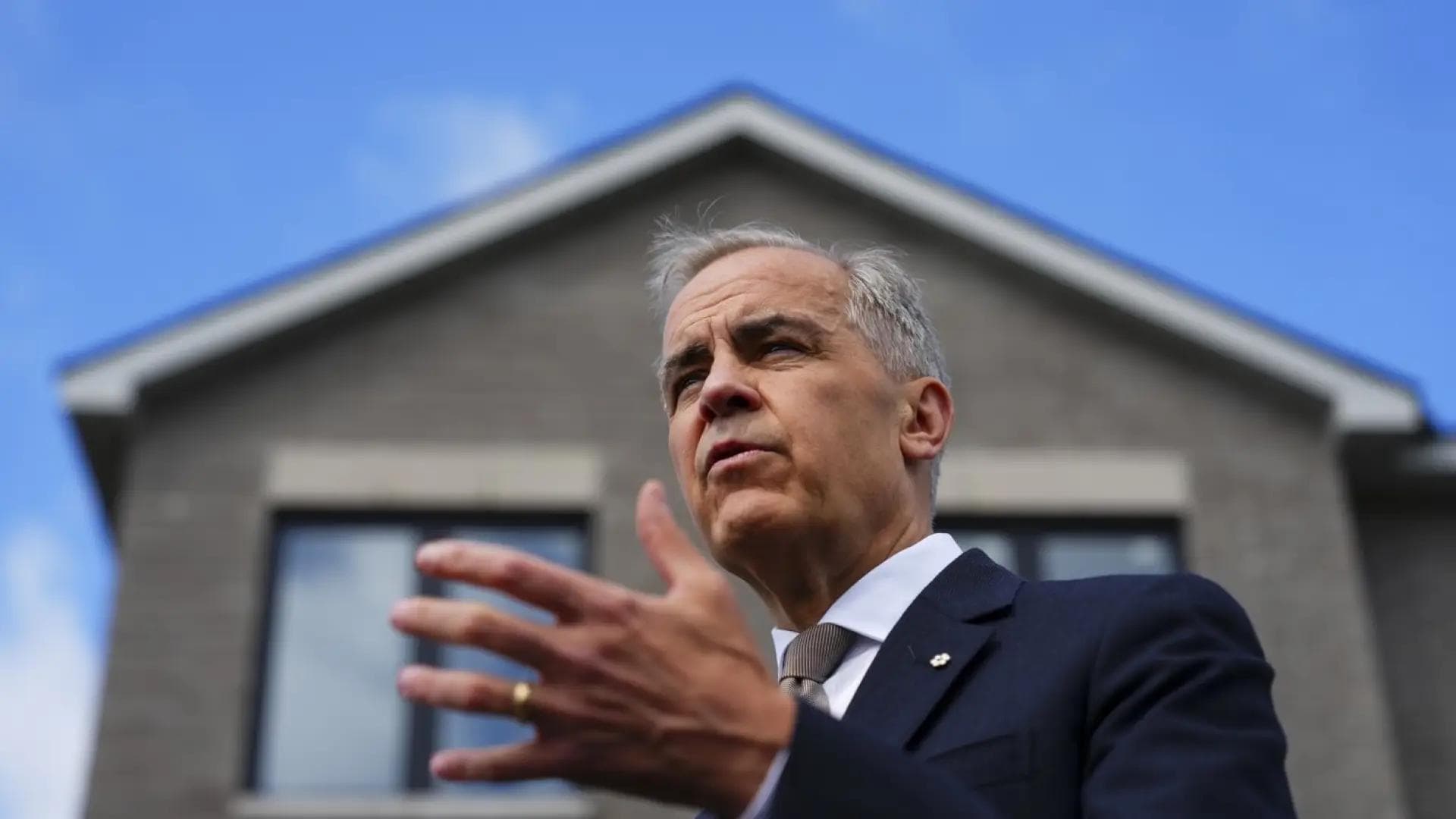 Carney says he never told Ford Ottawa would back Billy Bishop expansion