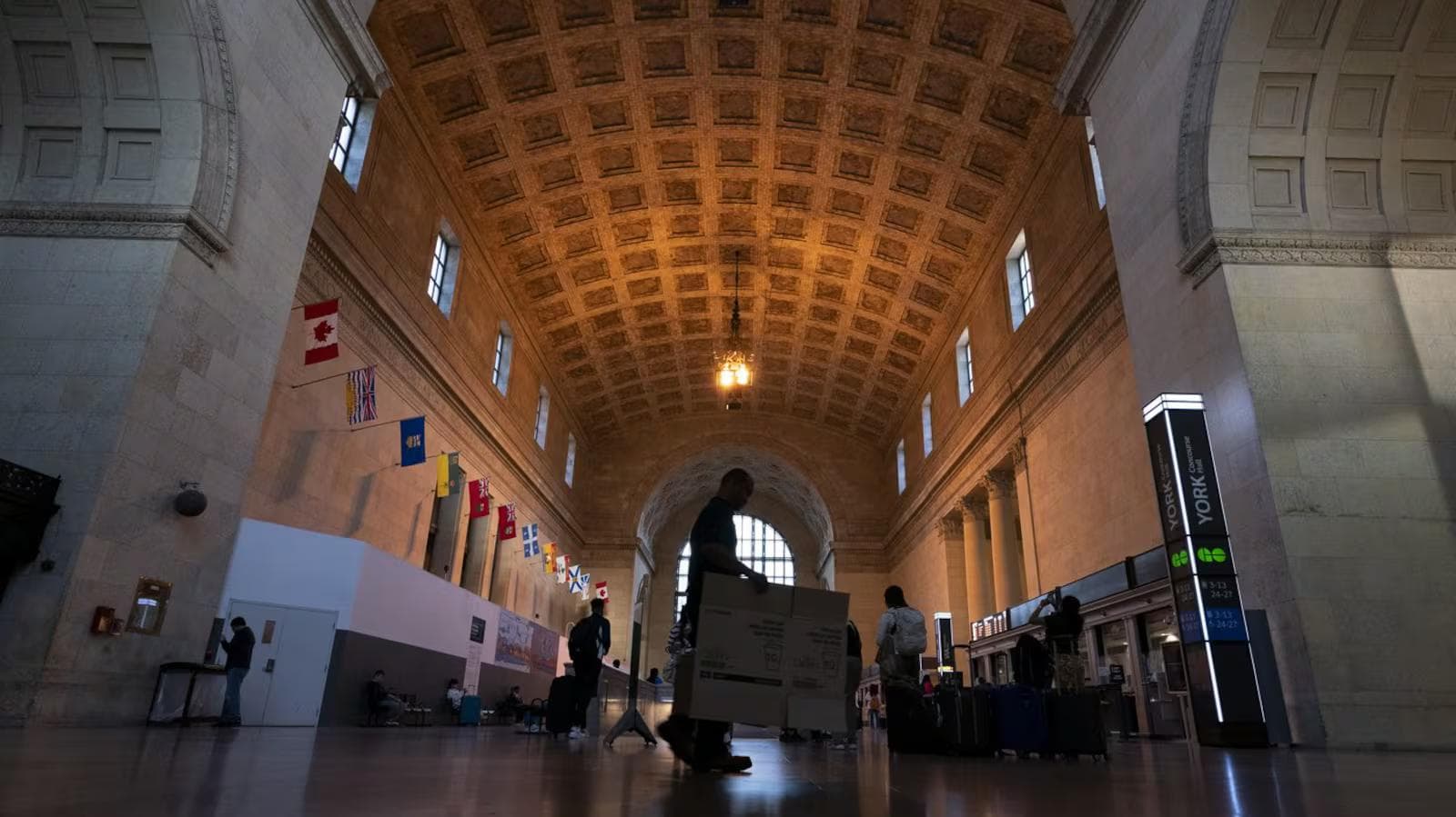 Union Station security targeting homeless people ahead of World Cup: Toronto group