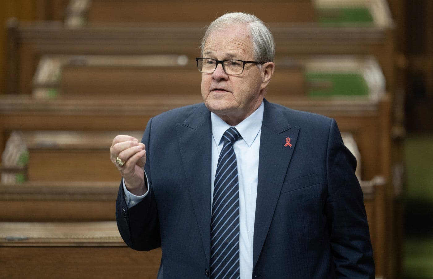 Major retailers must sign grocery code of conduct, federal agriculture minister says