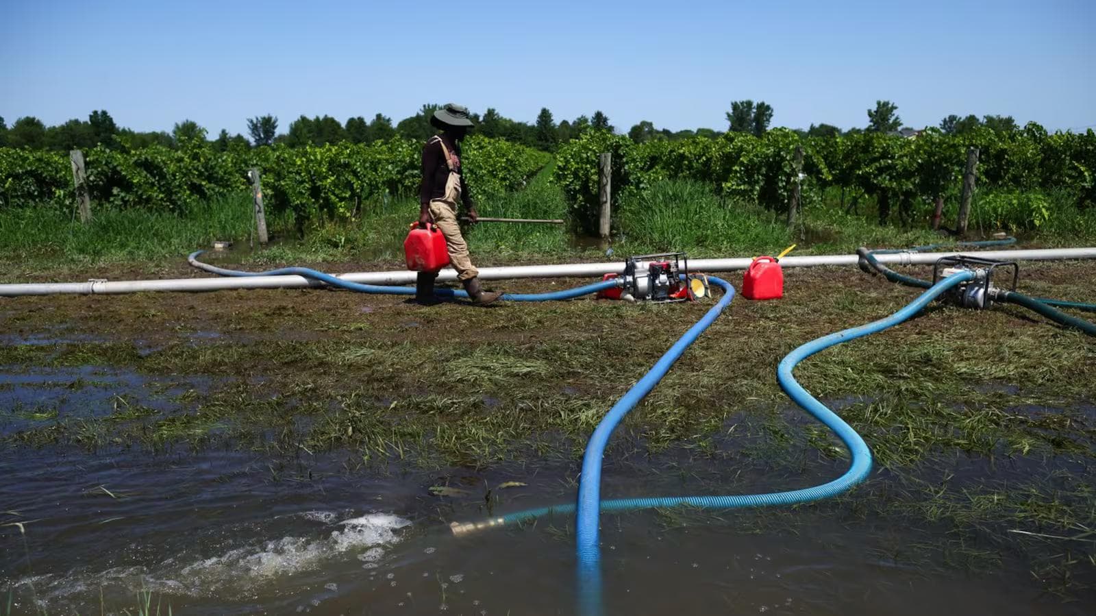 Ford visits flood-stricken Ontario municipalities under emergency
