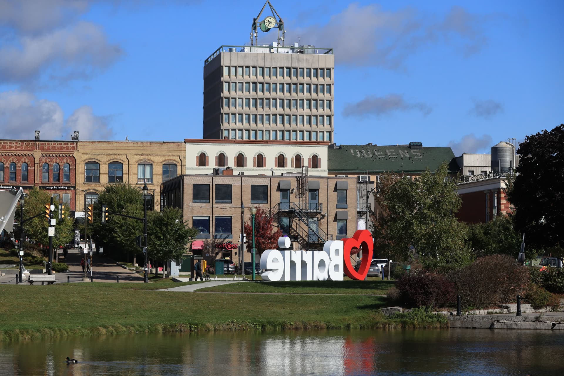 Mayor Nuttall uses strong mayor powers to fast-track Sikh temple in South Barrie