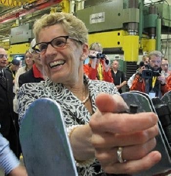 Labour leader seeks more help for workers in ‘carbon-intensive industries’