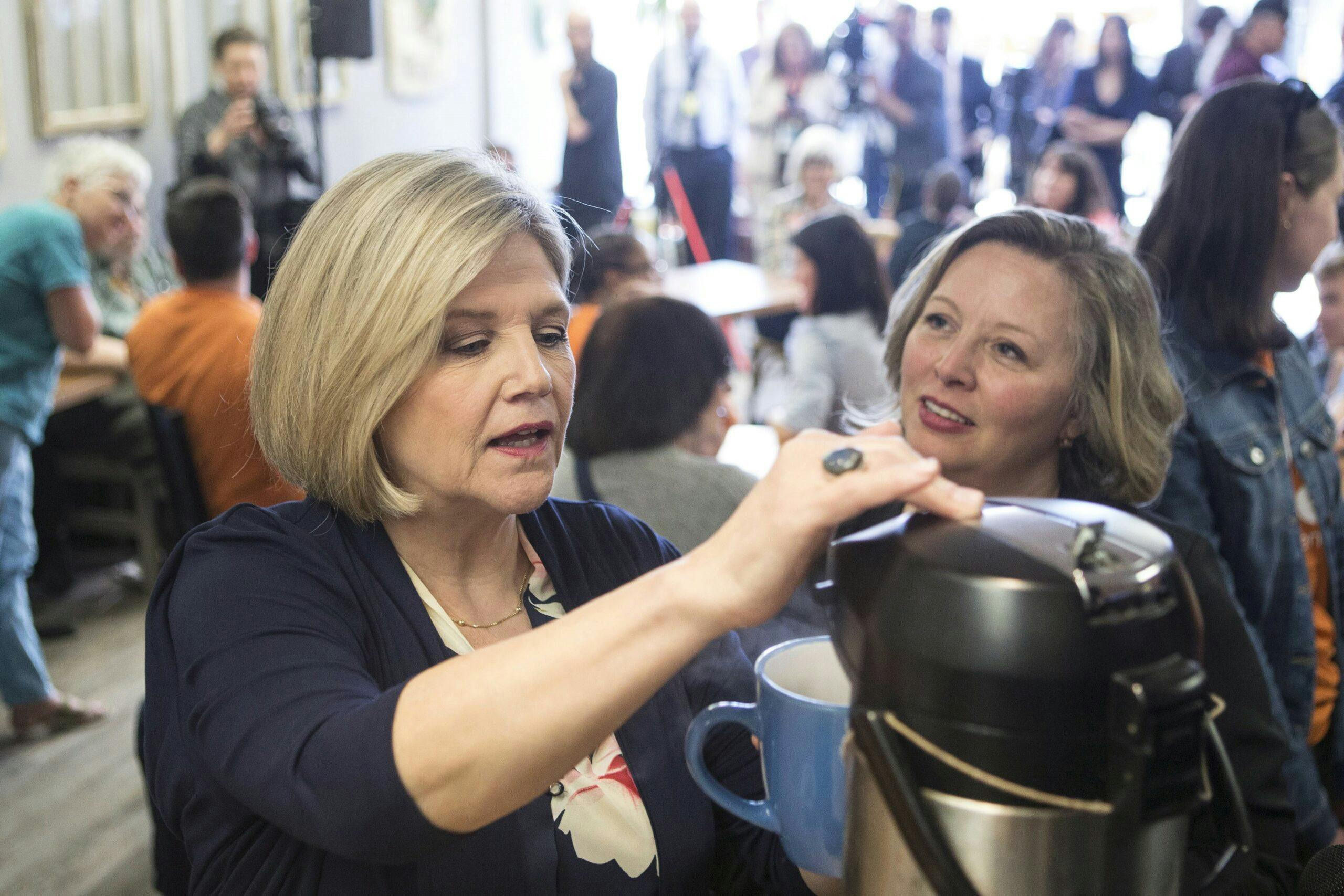 Horwath will step aside for interim leader; first possible successors mull runs