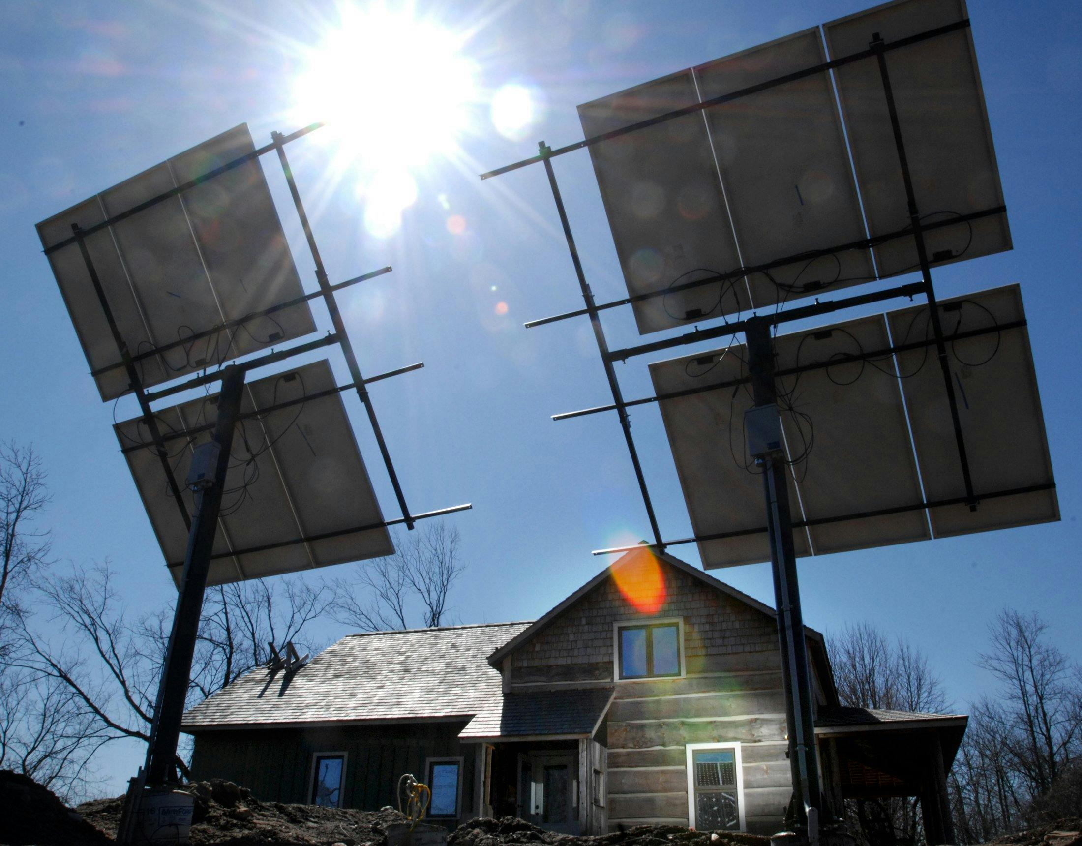 New solar panel policy a solid, but small, step: experts
